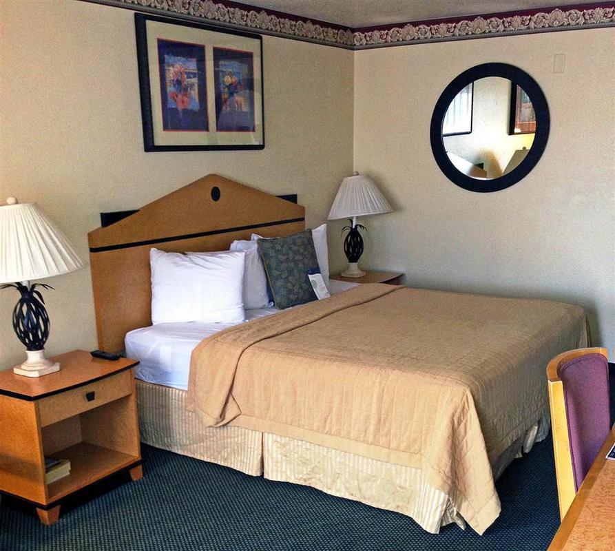 تيمبي Apache Inn الغرفة الصورة