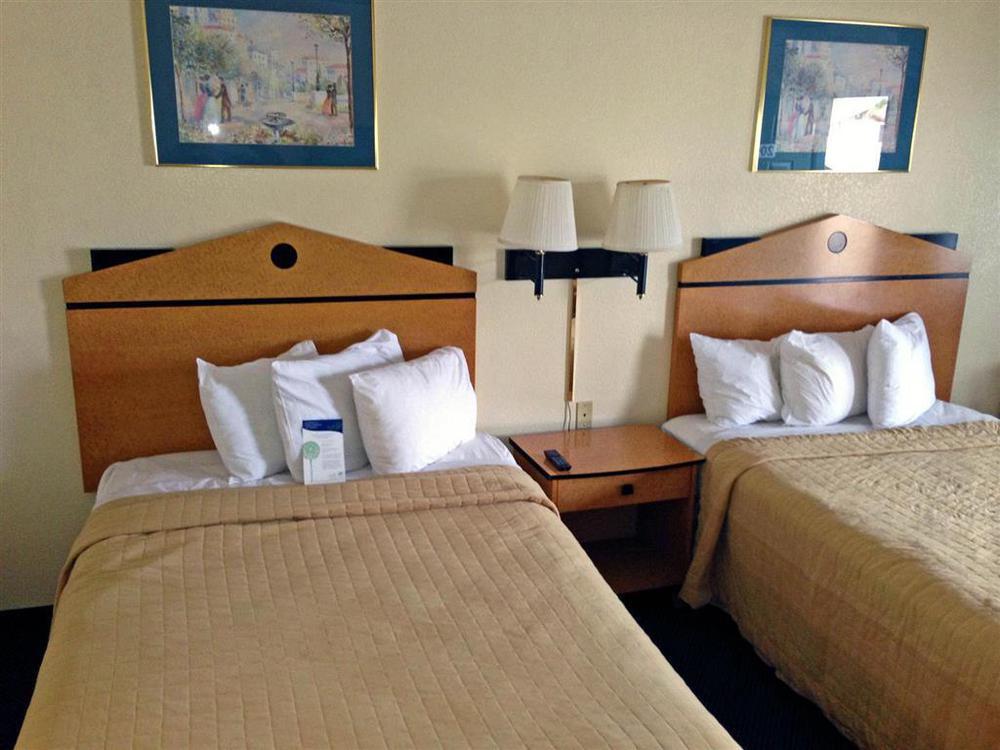 تيمبي Apache Inn الغرفة الصورة